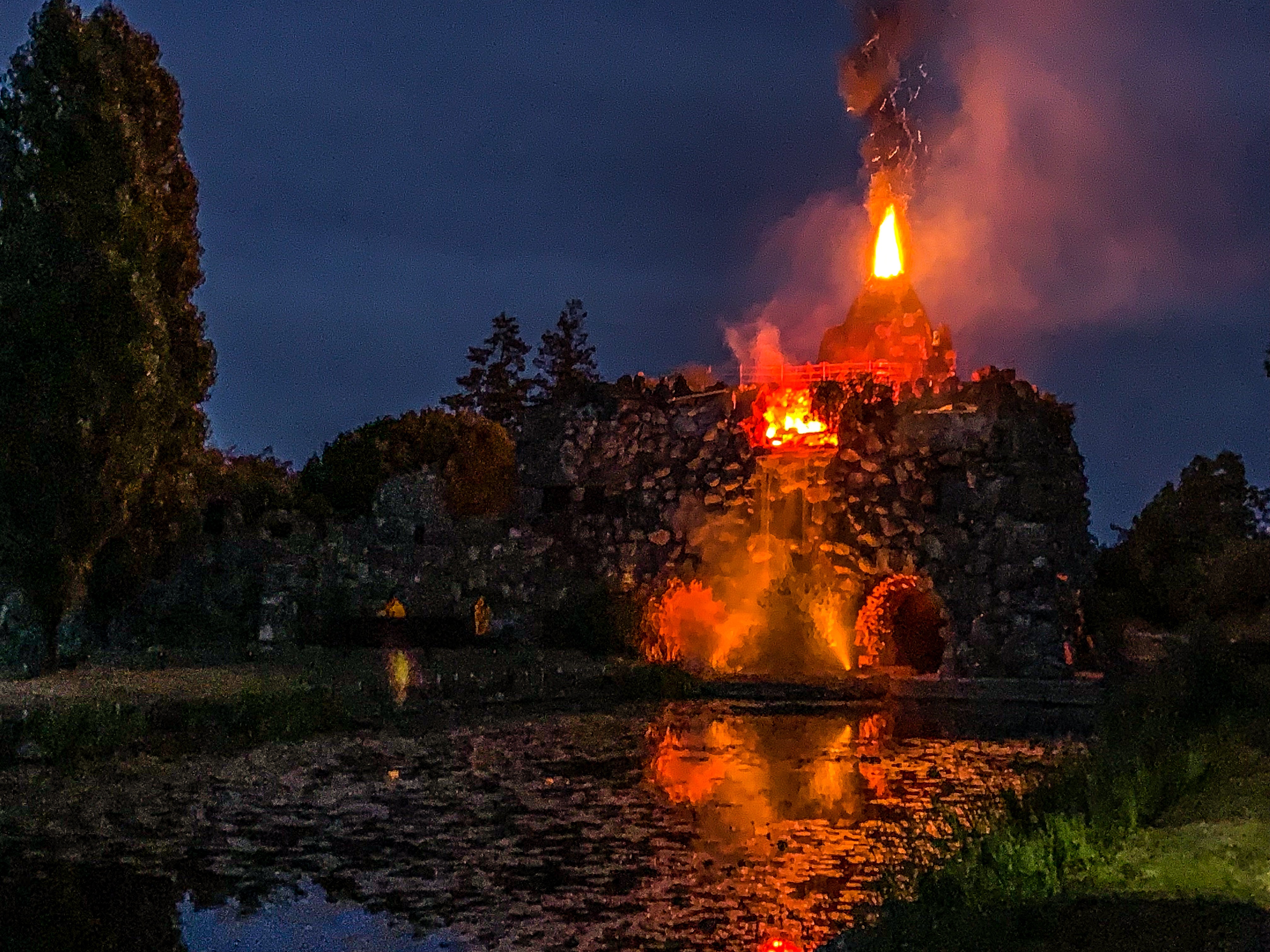 Der Vulkan in Wörlitz bricht wieder aus!